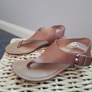 Tommy Hilfiger Twicamea Brown/Tan Sandals - 6.5
